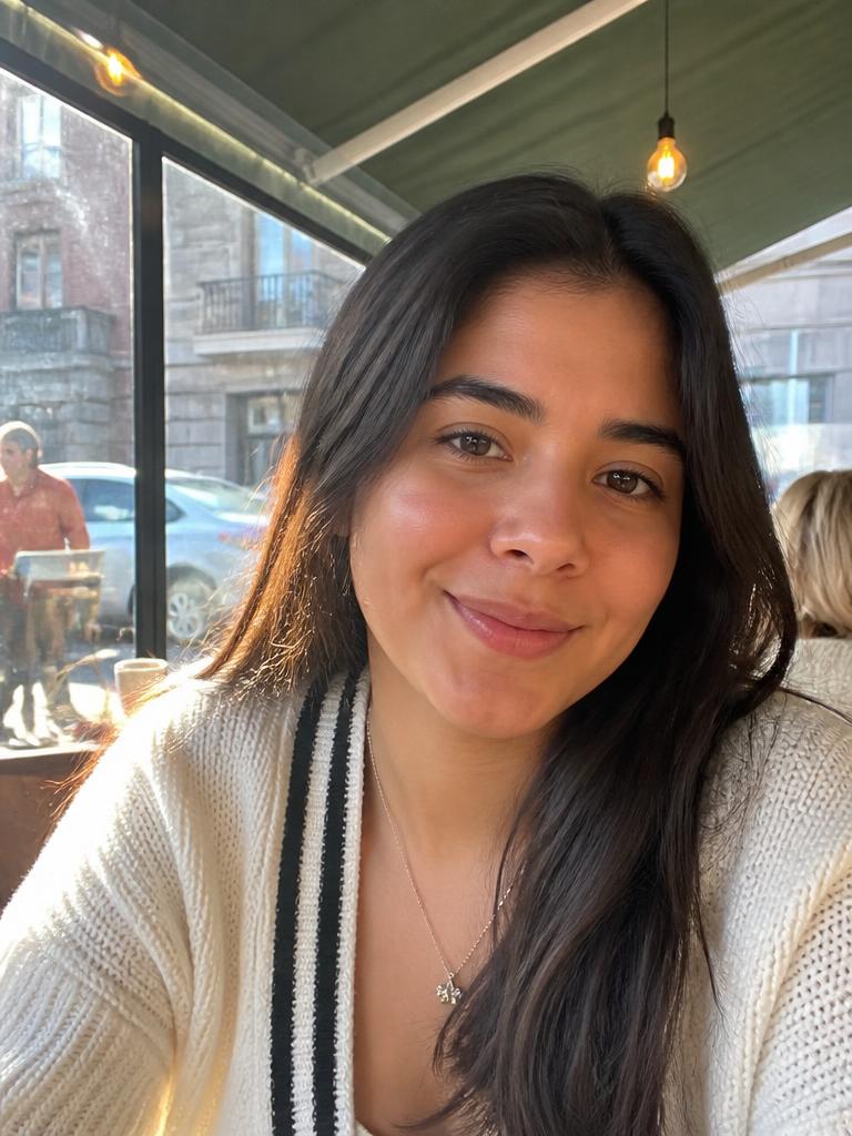 Perfil de Alba, 27